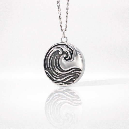 Solaque Ocean Drift handmade sterling silver pendant jewellery on white background