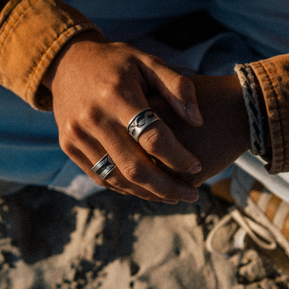 Solaque Solar Mirage handmade sterling silver ring jewellery clenching hands