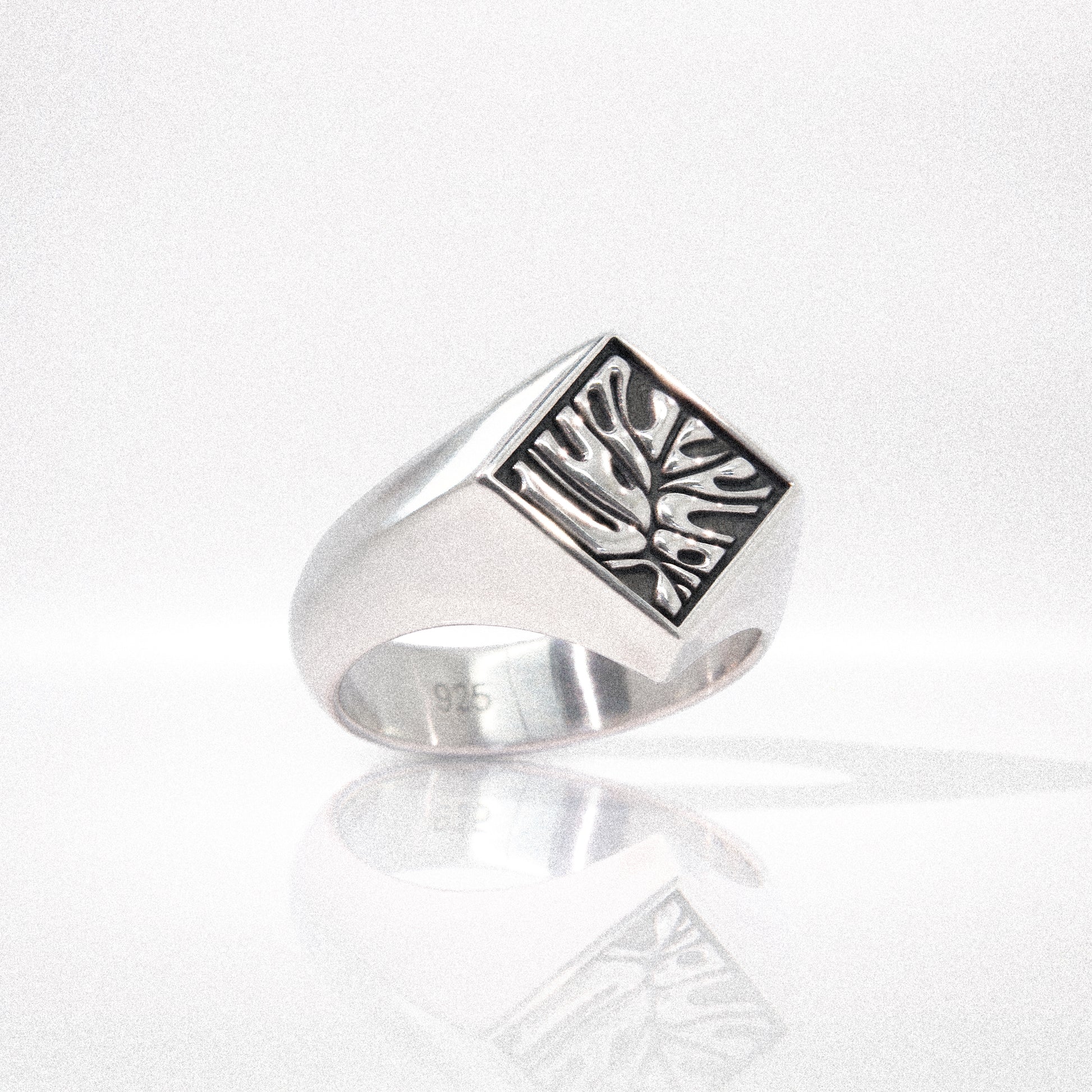 Solaque Veins of Monstera handmade sterling silver ring jewellery on white background